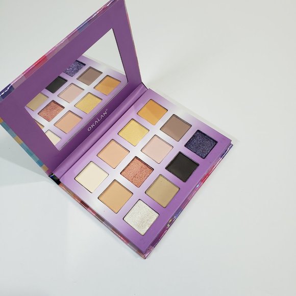 Pink Memory I 12 Color Eyeshadow Palette - Picture 4 of 9